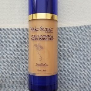 **NEW** MakeSense Color Correcting Tinted Moisturi